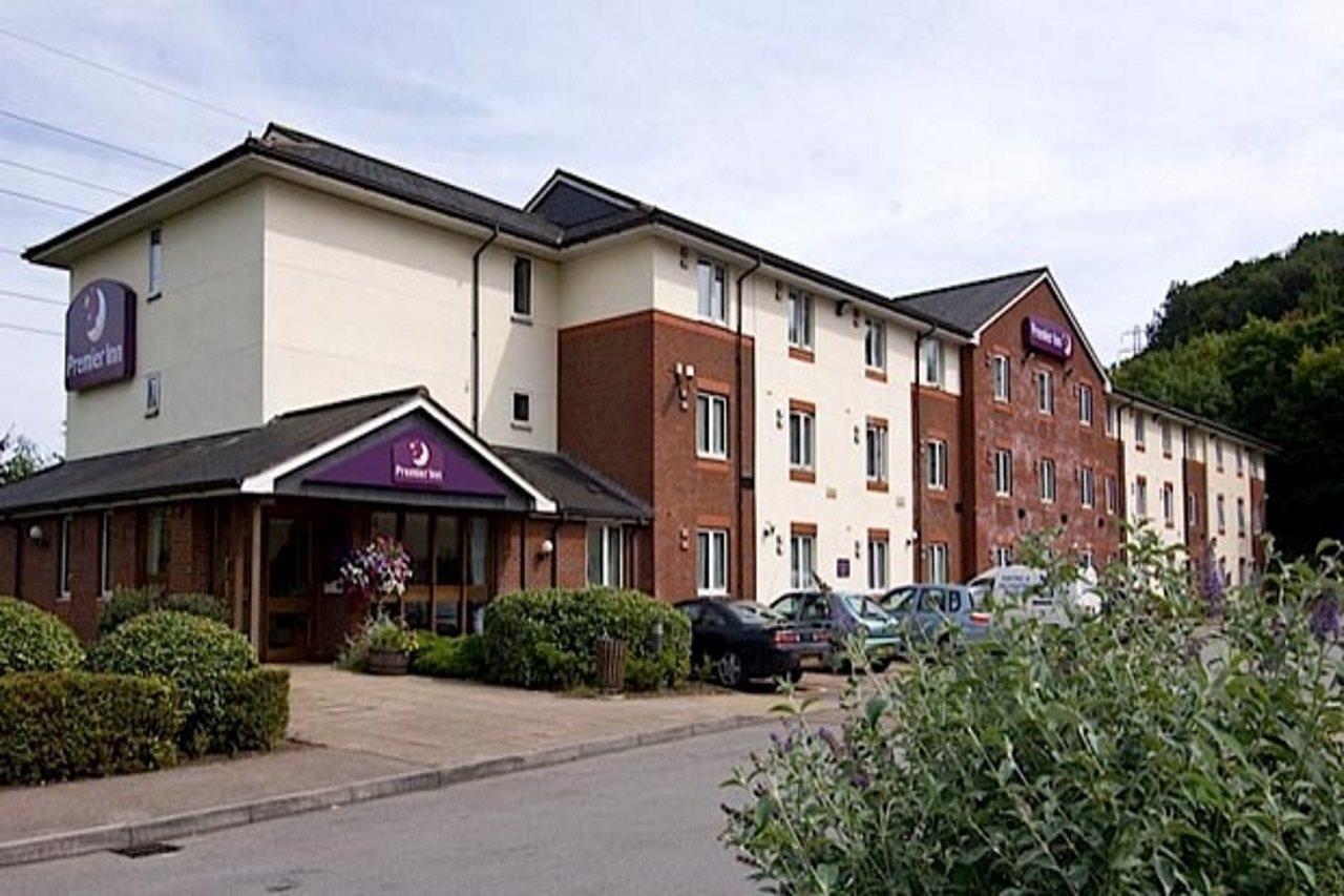 Premier Inn Newport Wales Exterior foto